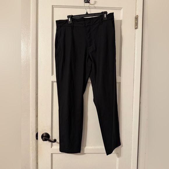 Fabletics The Don Trouser (Classic Fit) Sz 34x32 - Picture 6 of 8